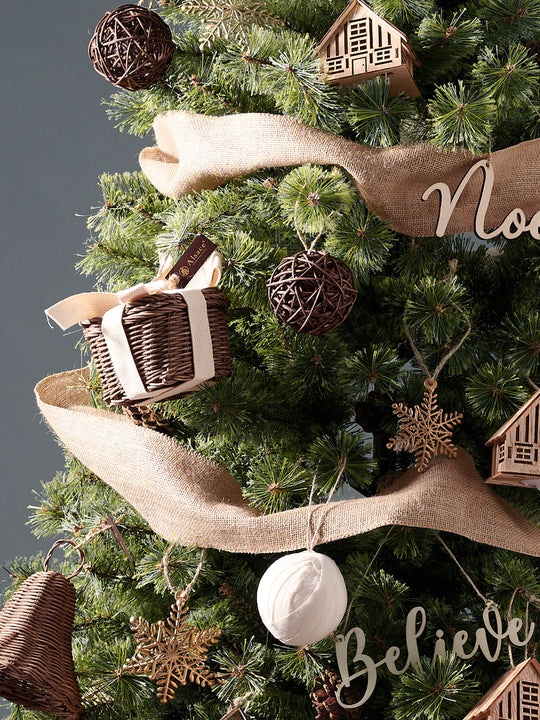 アルティザナ オーナメント【écru】27p 柊